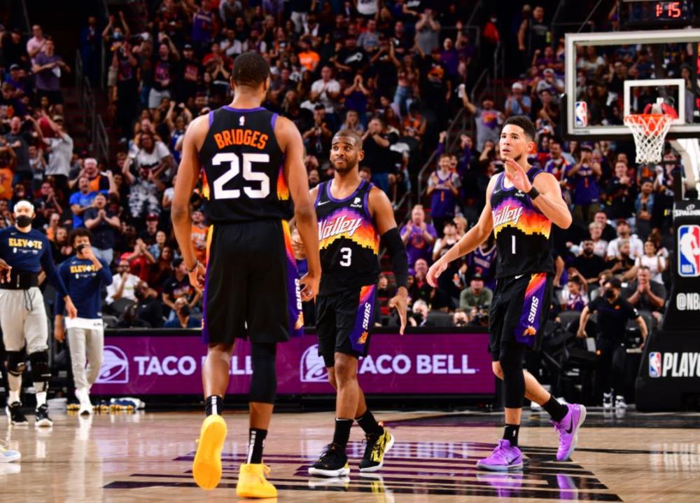 他需要在国 他需要在国